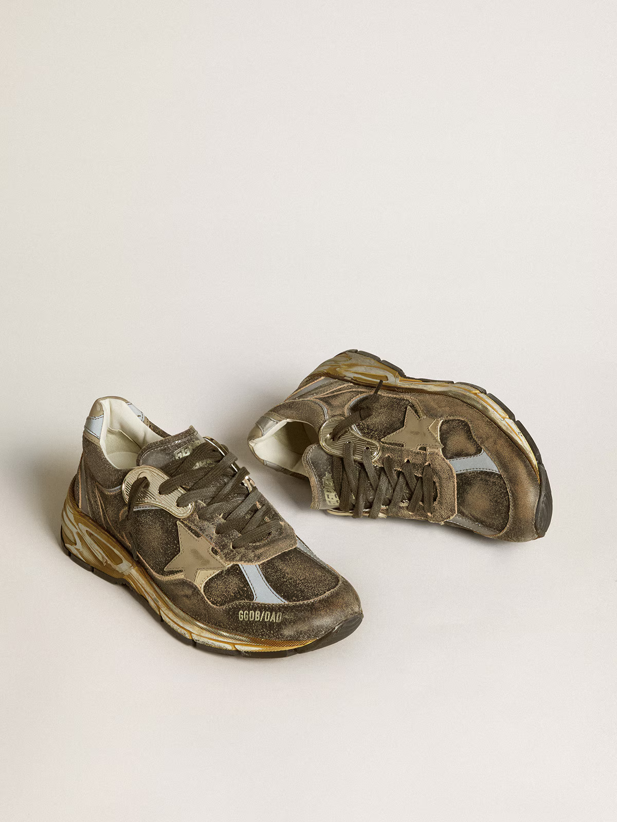 Golden Goose Dad-Star Sneaker - Gold Dust