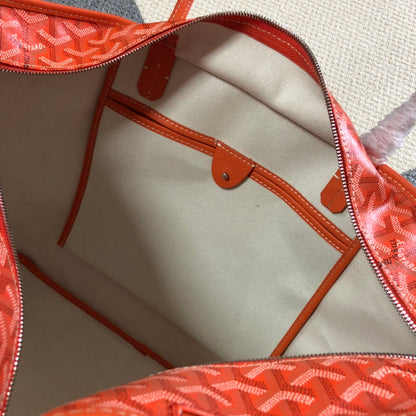 GOYARD ARTOIS PM TOTE BAG RED