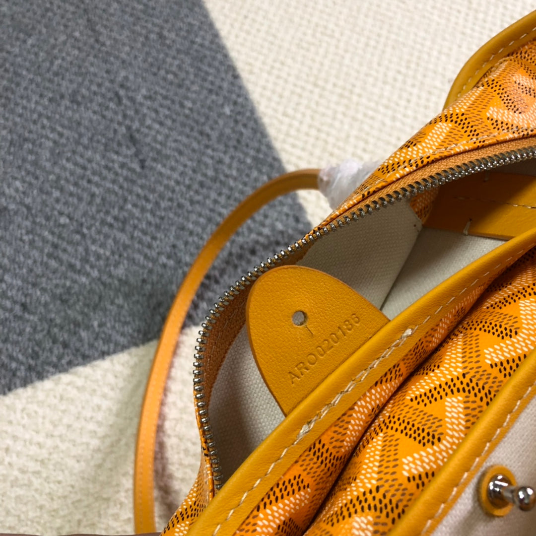 GOYARD ARTOIS PM TOTE BAG YELLOW