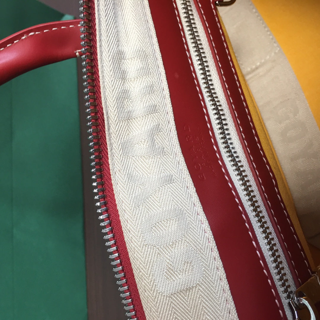 GOYARD BOSTON 50 TRAVEL BAG RED