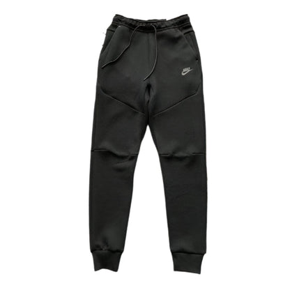 NIKE TECH FLEECE PANTS x BLACK