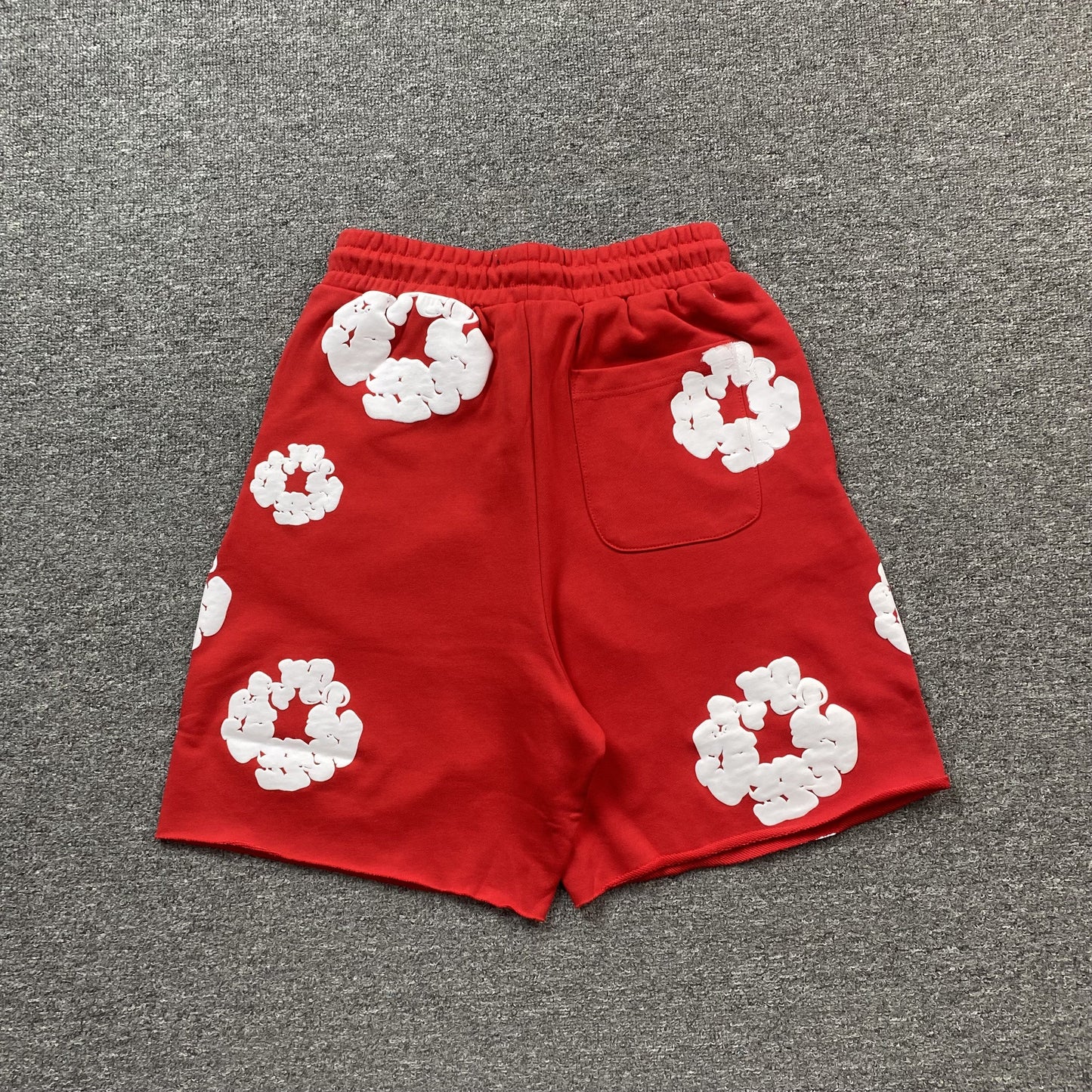 DENIM TEARS COTTON WREATH SHORTS RED