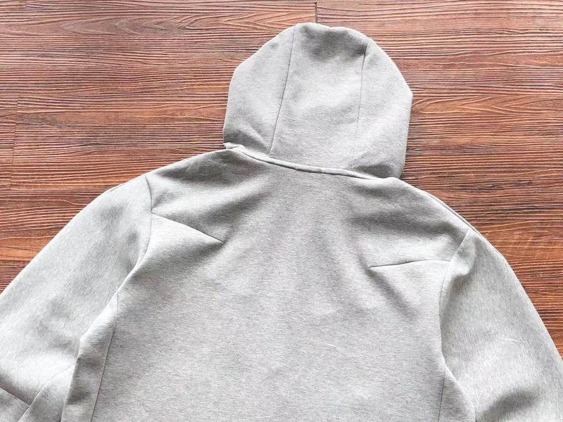 NIKE TECH FLEECE HOODIE x GREY