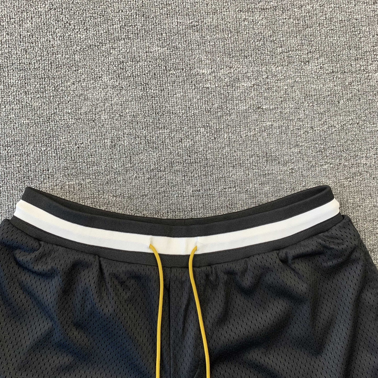RHUDE COURT LOGO SHORTS BLACK/WHITE