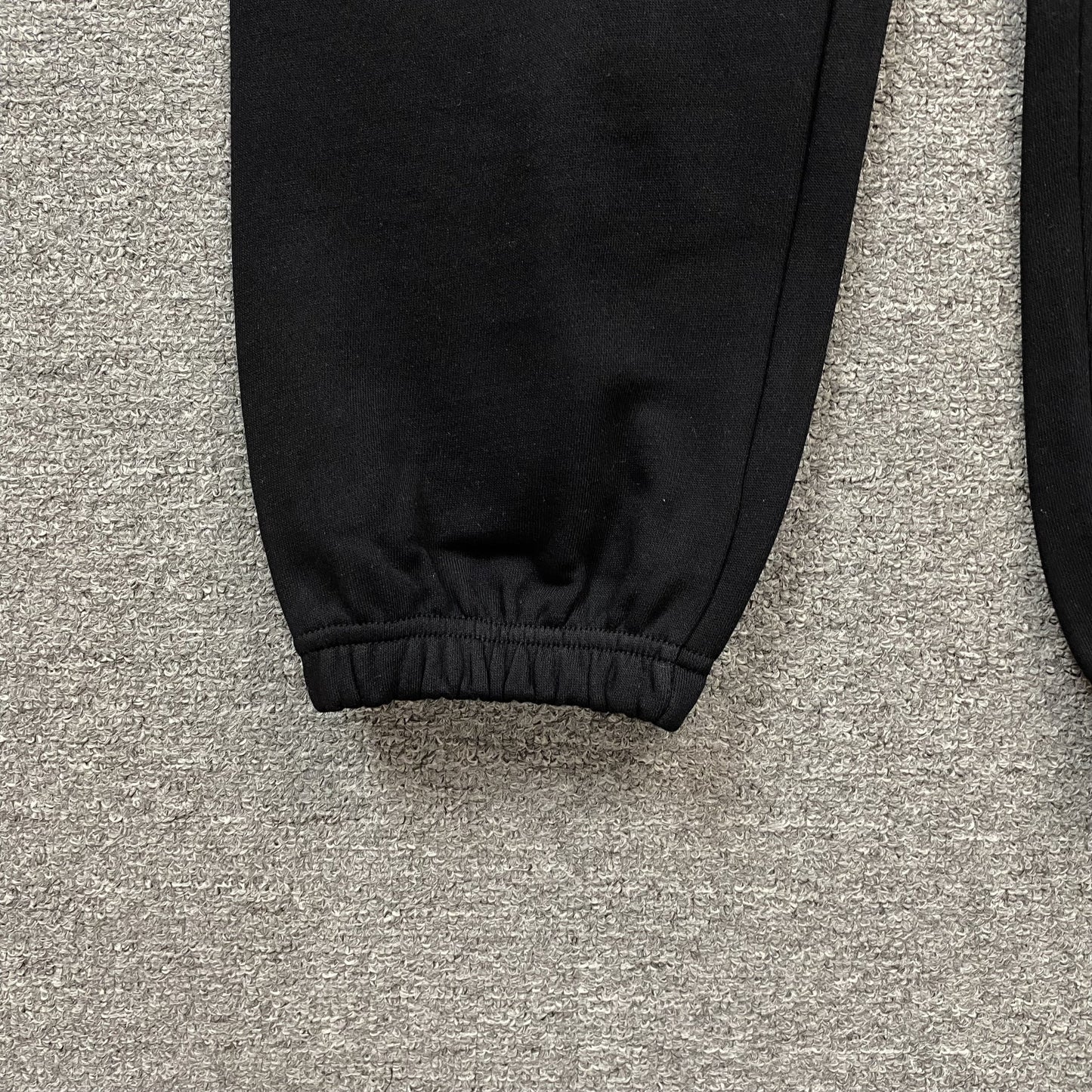 SP5DER VVS SWEATPANTS BLACK