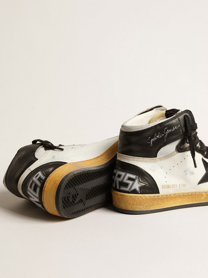 Golden Goose Sky-Star – Black and White