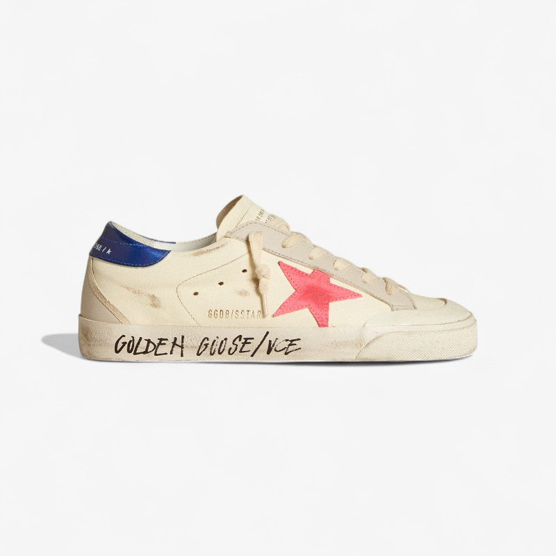 Golden Goose Super-Star – Ivory with Fuchsia Star