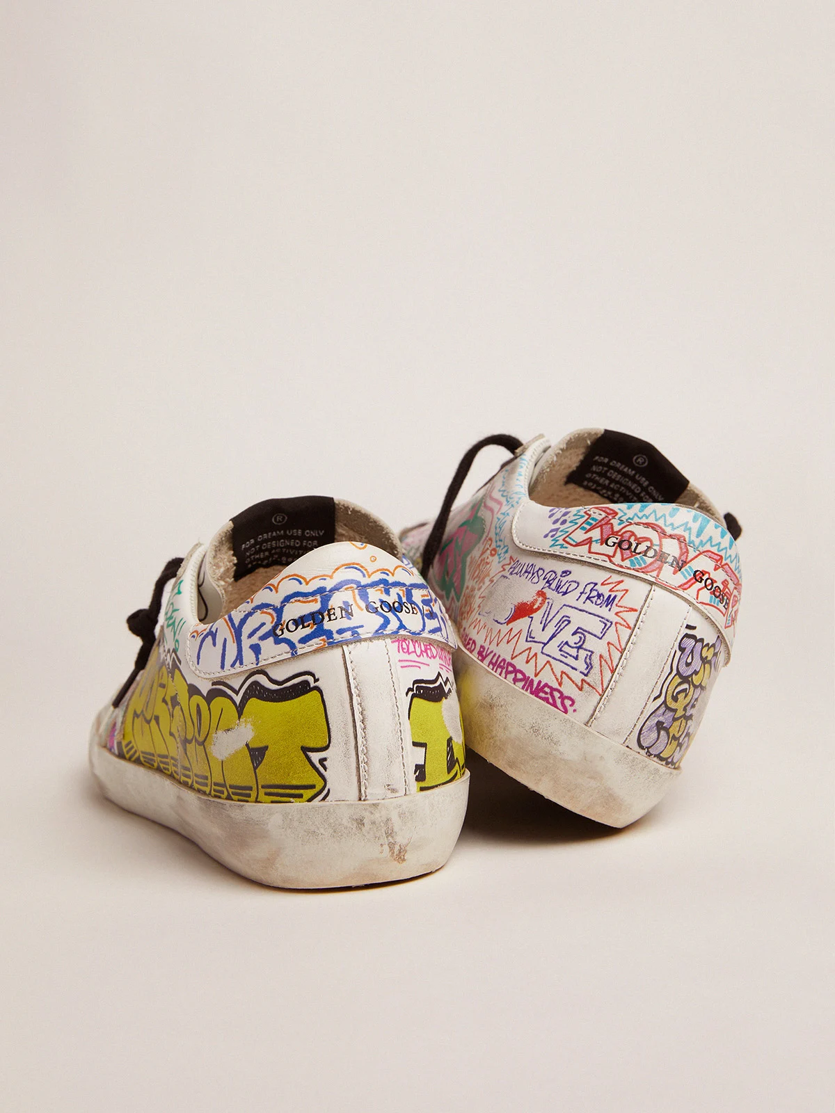 Super-star Sneakers In White Leather With Multicolored Graffiti Print