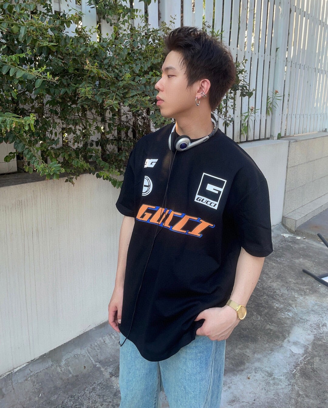 Gucci Graphic Logo T-Shirt (Black)