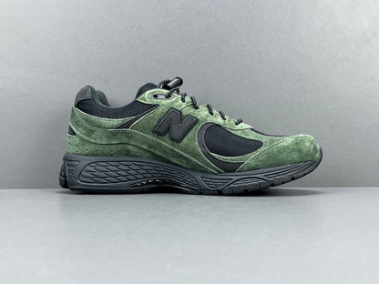 JJJJOUND x NEW BALANCE 2002R GORE-TEX PINE