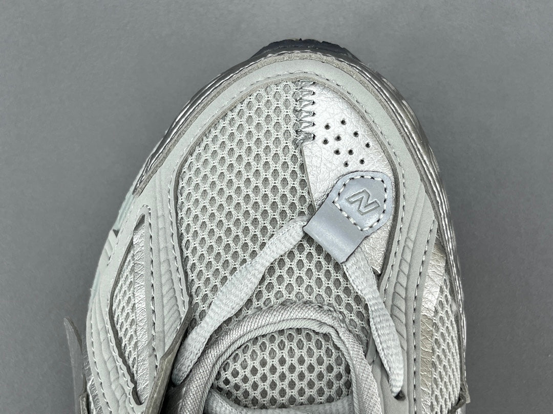 NEW BALANCE 1906A x CONCRETE SILVER