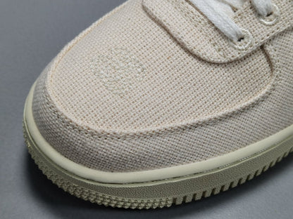 NIKE AIR FORCE 1 x STUSSY FOSSIL