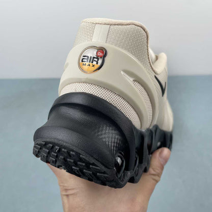 NIKE AIR MAX DN8 x FOSSIL BLACK