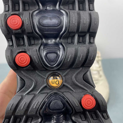 NIKE AIR MAX DN8 x FOSSIL BLACK