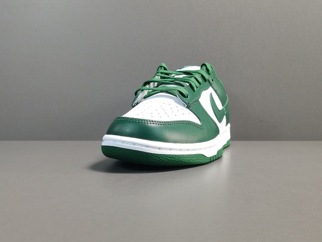 NIKE DUNK x MICHIGAN STATE