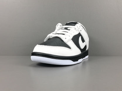 NIKE DUNK x REVERSE PANDA