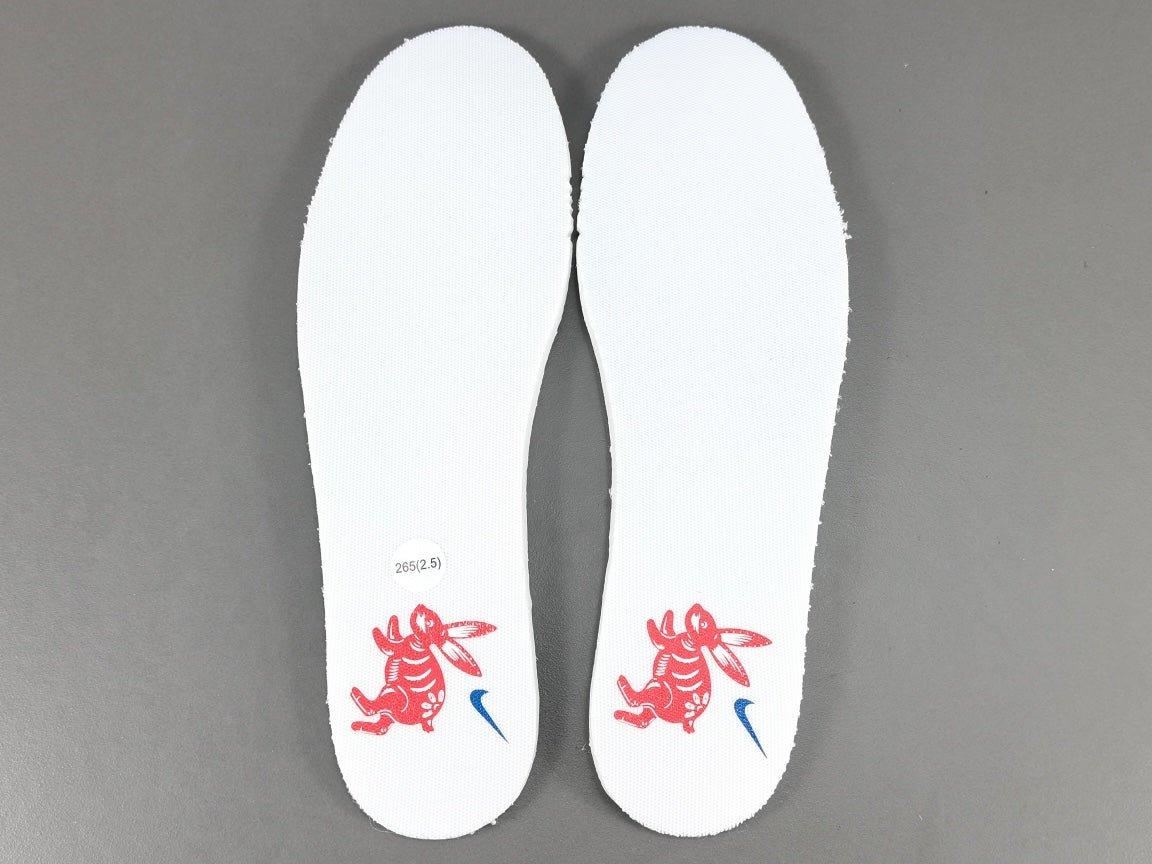 NIKE DUNK x YEAR OF THE RABBIT WHITE RABBIT