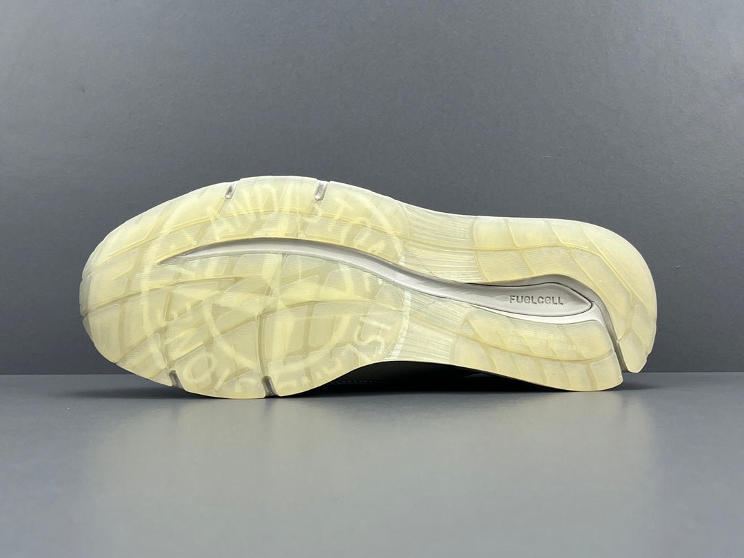 STONE ISLAND x 991v2 MADE IN ENGLAND GHOST PACK BEIGE