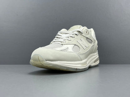 STONE ISLAND x 991v2 MADE IN ENGLAND GHOST PACK BEIGE