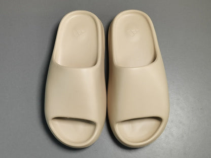ADIDAS YEEZY SLIDE x PURE