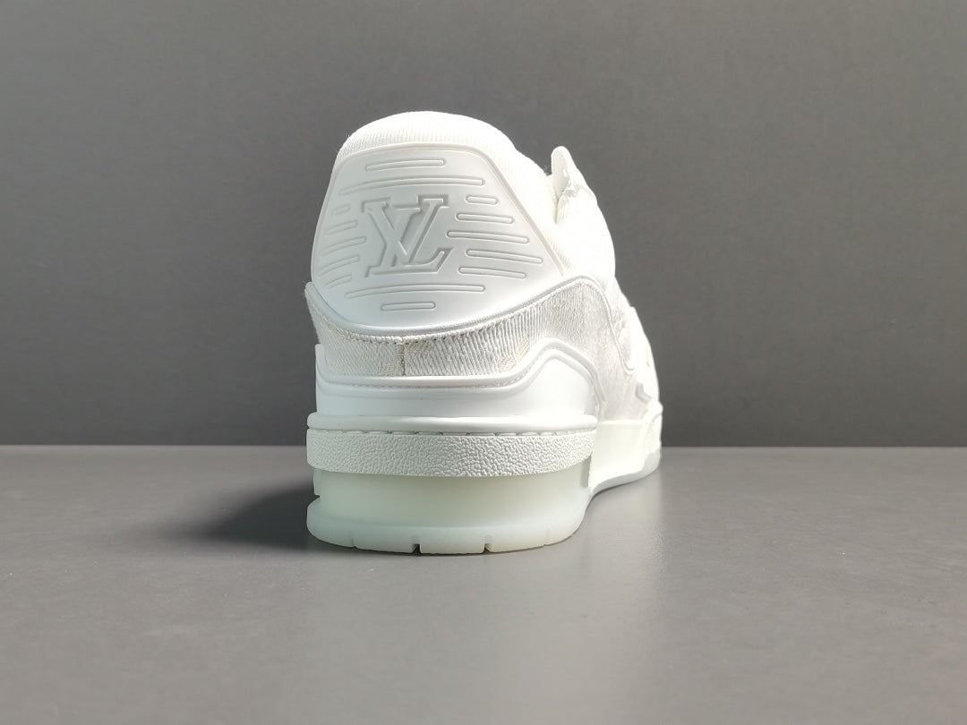 LOUIS VUITTON LV TRAINER SNEAKER