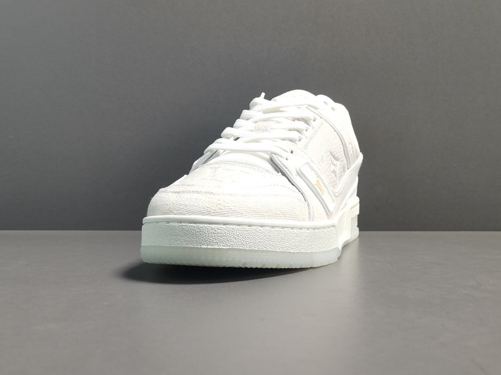 LOUIS VUITTON LV TRAINER SNEAKER