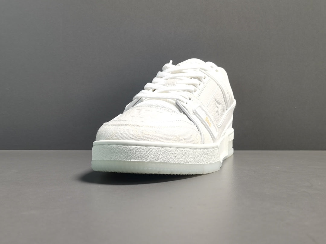 LOUIS VUITTON LV TRAINER SNEAKER