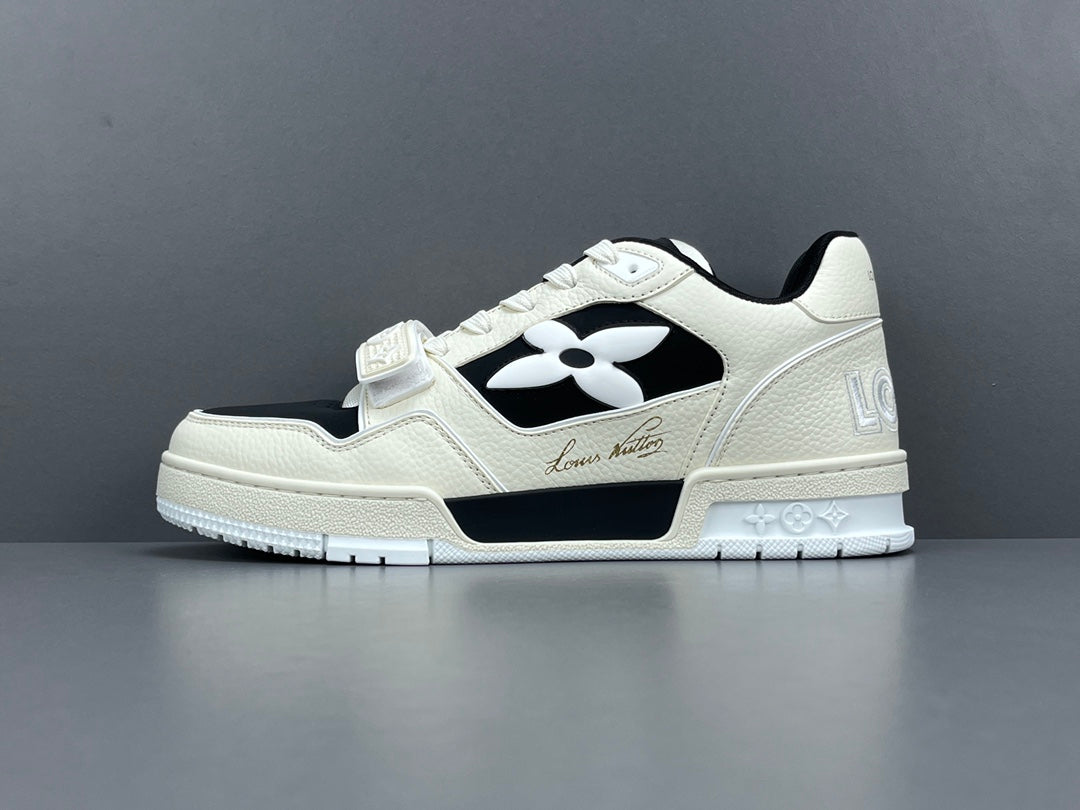 LOUIS VUITTON LV TRAINER SNEAKER