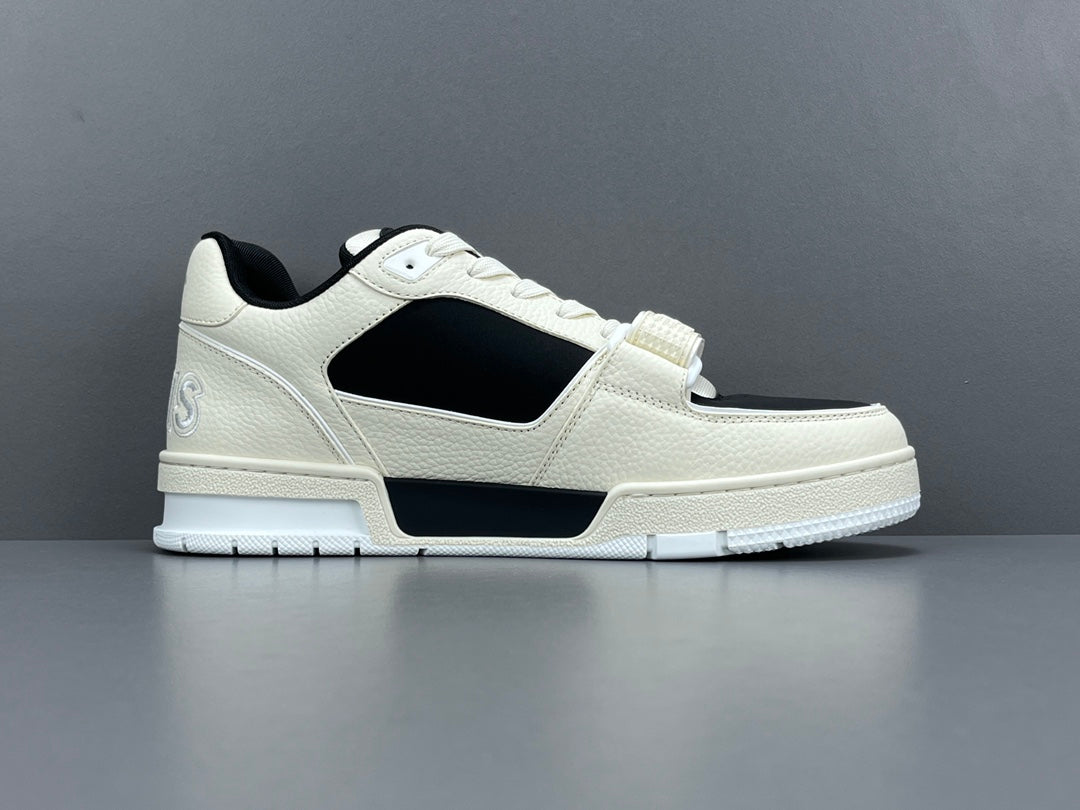 LOUIS VUITTON LV TRAINER SNEAKER