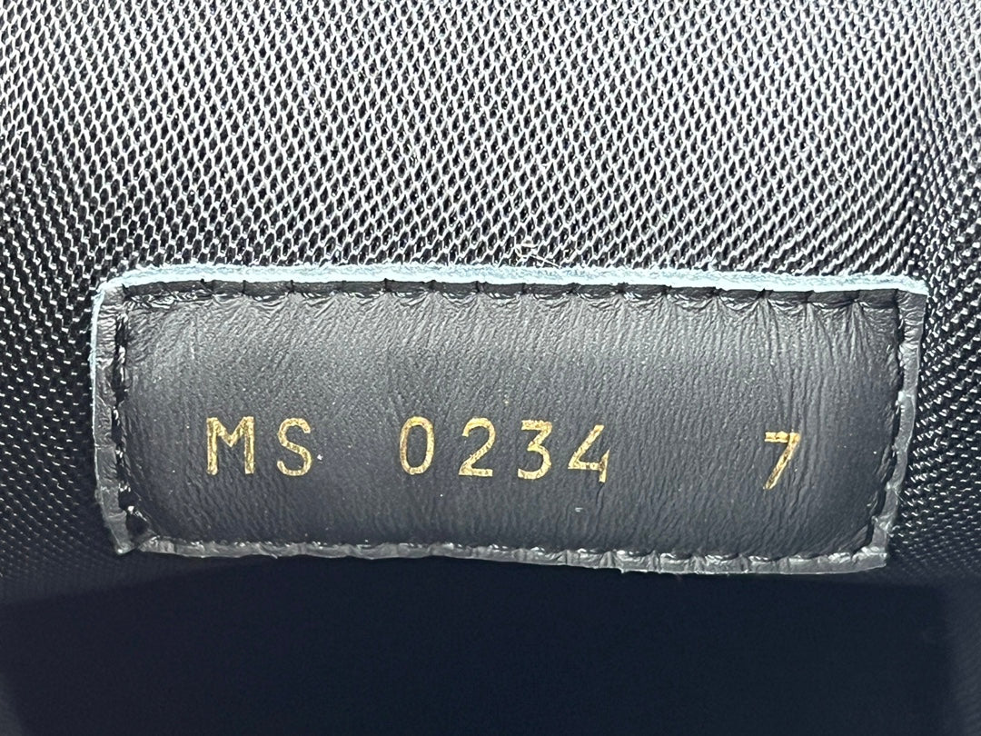 LOUIS VUITTON LV TRAINER SNEAKER