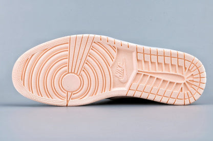 JORDAN 1 HIGH x BLACK CRIMSON TINT