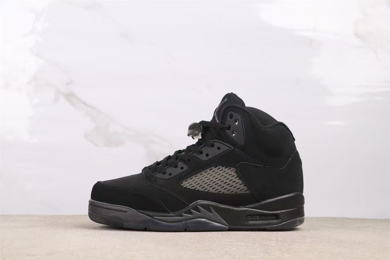 JORDAN 5 RETRO x ANTHRACITE