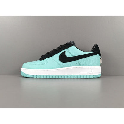 NIKE AIR FORCE 1 x TIFFANY & CO.1837 (FRIENDS AND FAMILY)