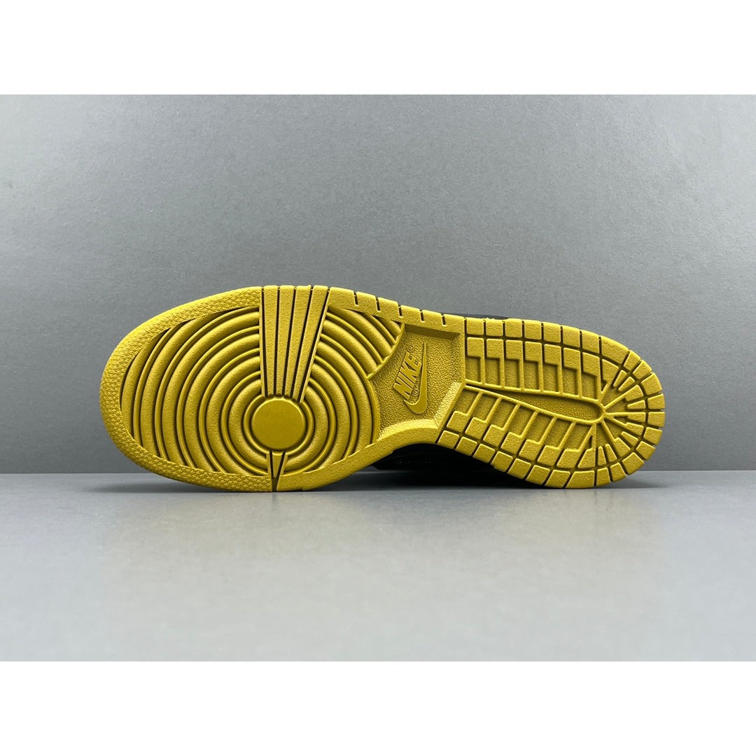 NIKE DUNK LOW x HALLOWEEN