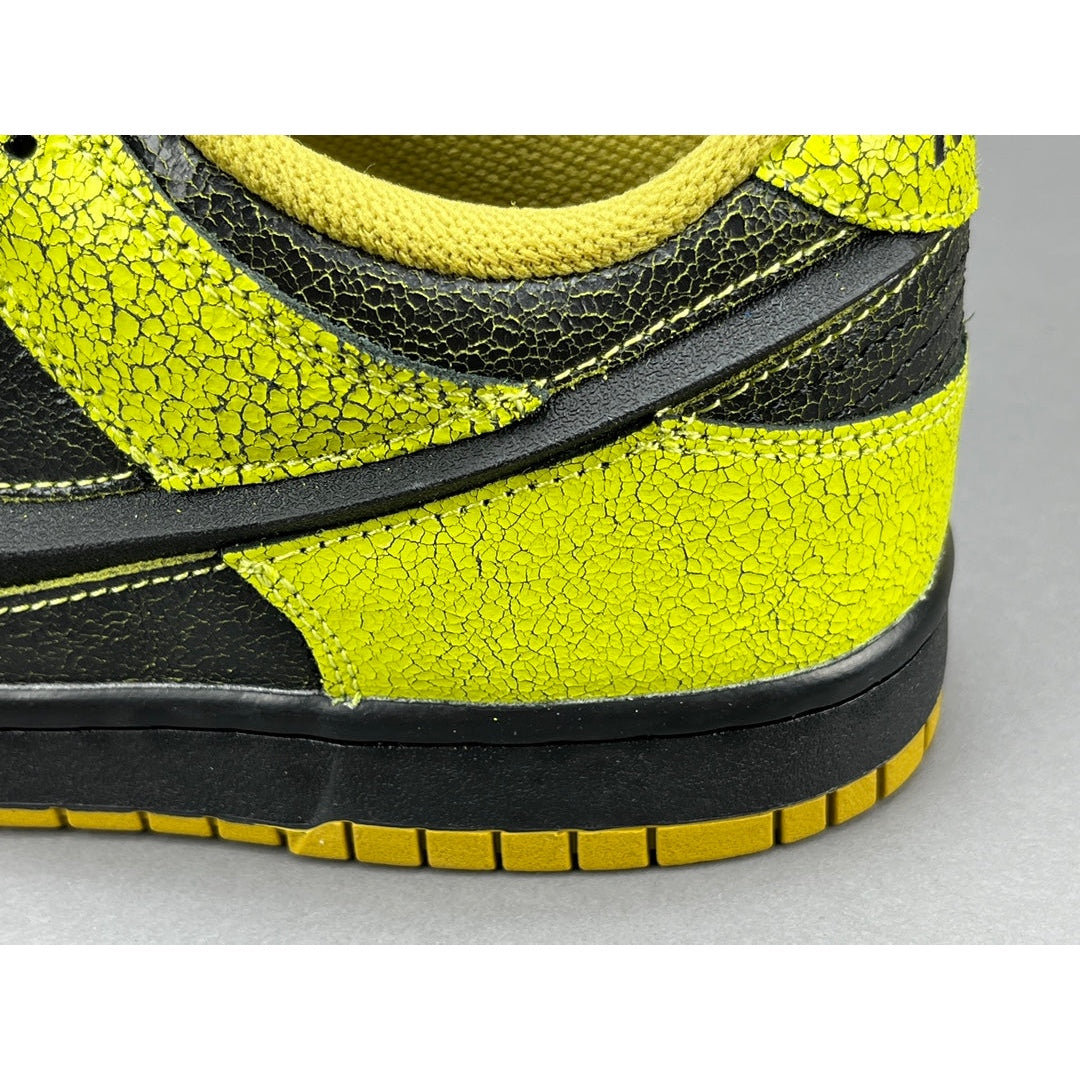 NIKE DUNK LOW x HALLOWEEN