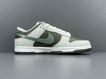 NIKE DUNK LOW x YEAR OF THE SNAKE