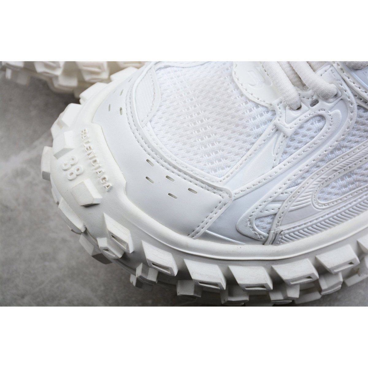 BALENCIAGA DEFENDER x WHITE