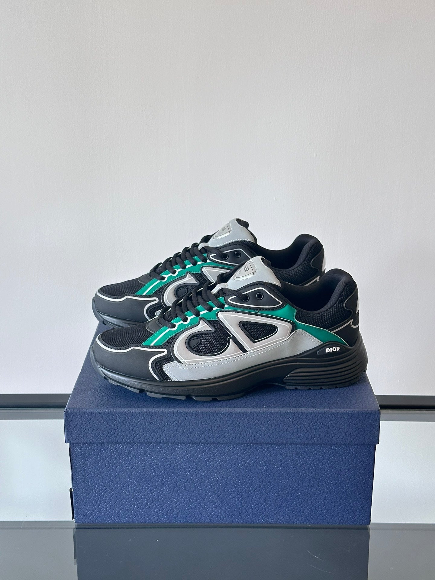 DIOR B30 ANTHRACITE GRAY