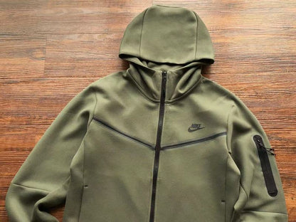 NIKE TECH FLEECE HOODIE x ARMY GREEN