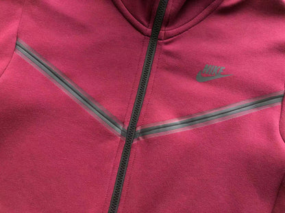 NIKE TECH FLEECE HOODIE x BURGUNDY
