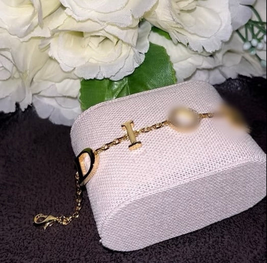 Dior Letters bracelet luxe