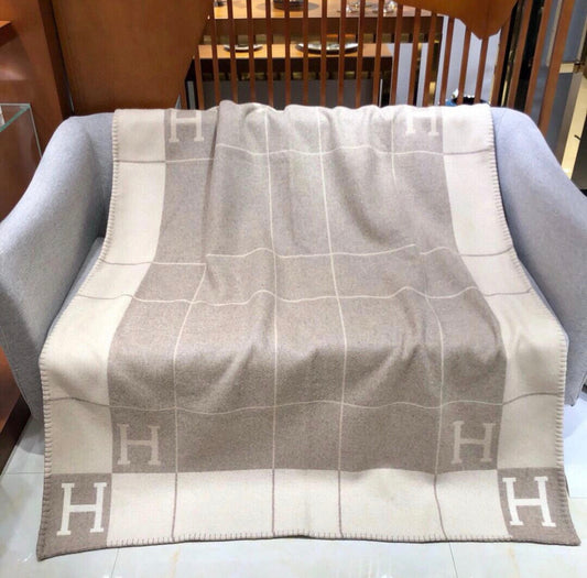 HERMES BLANKET BEIGE