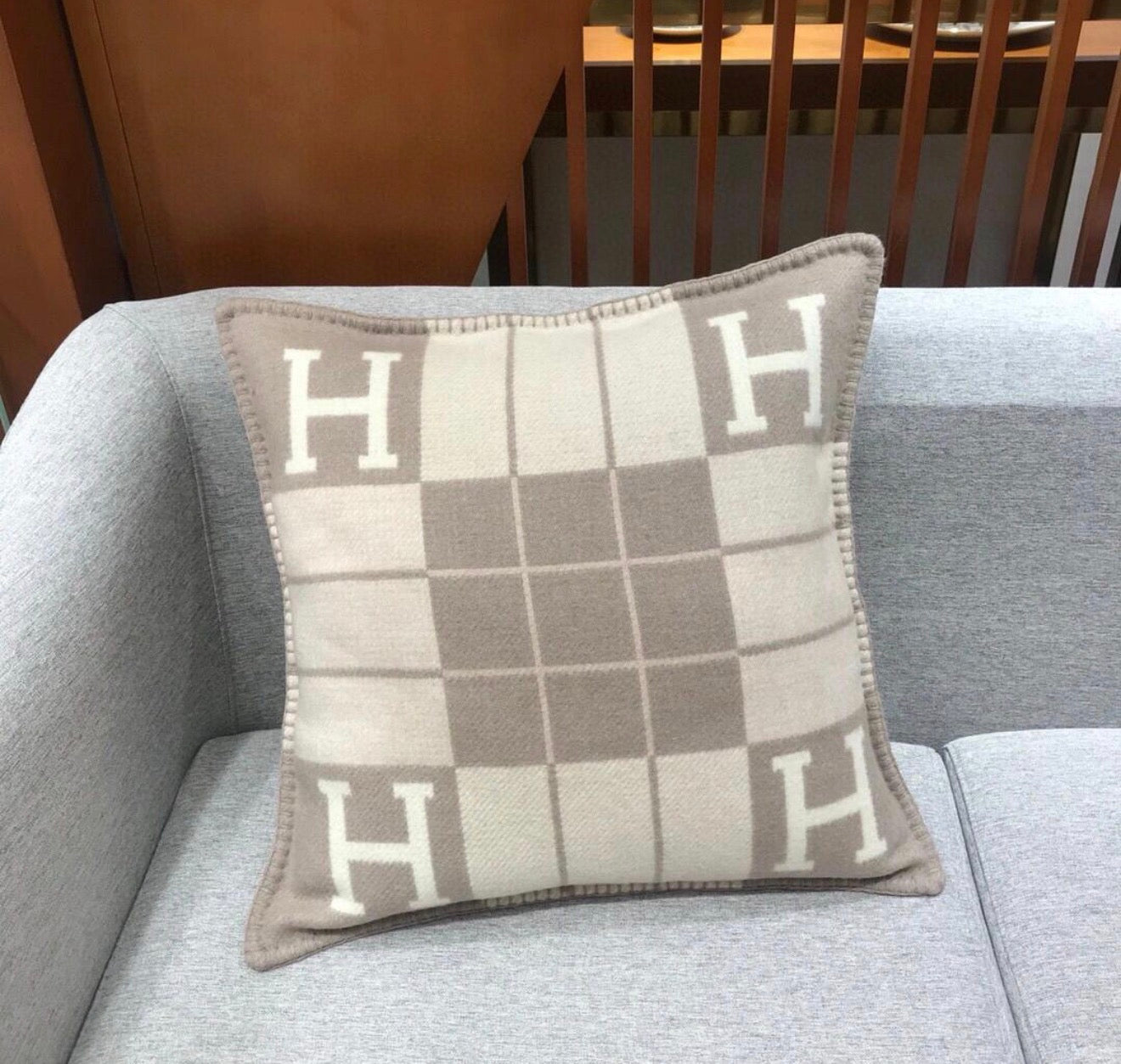 HERMES PILLOW BEIGE