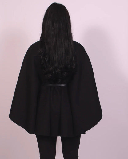 CLASSY CAPE BLACK