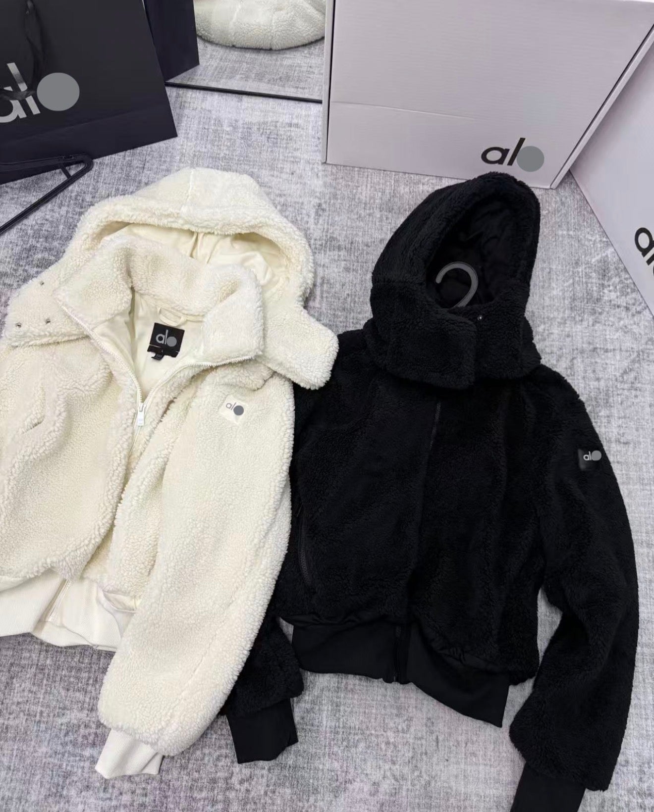 ALO TEDDY JACKET