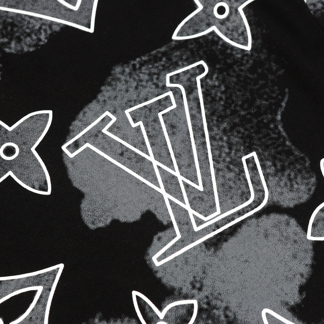 Lv T-shirt