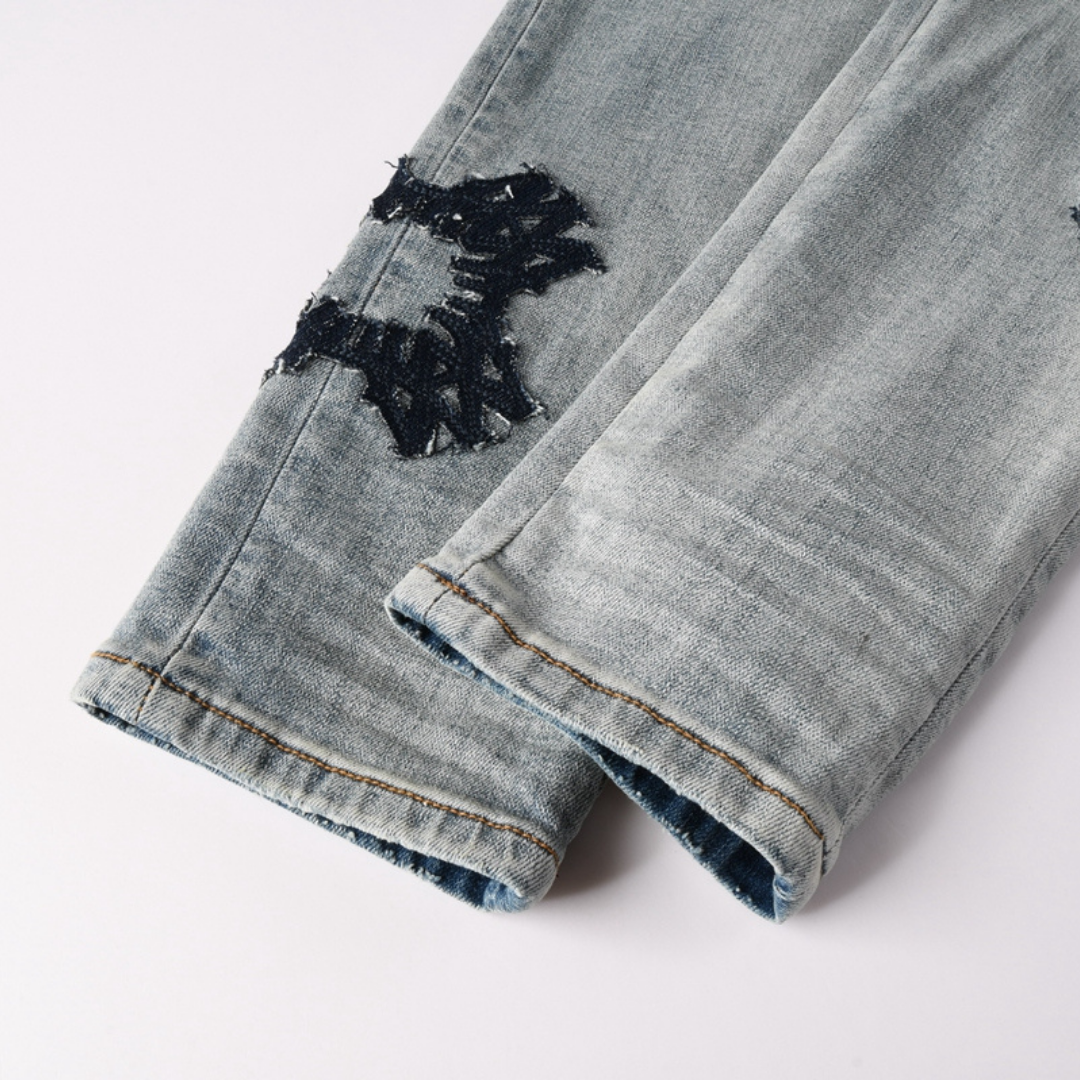 100_9e1ec6aa-763d-4308-a397-67cd9a52f4e0