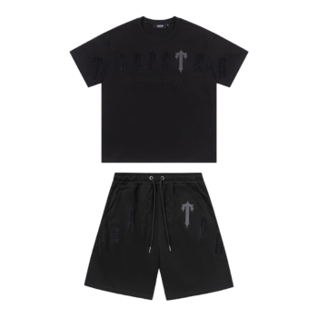 Decoded Arch Triple Black Short Set