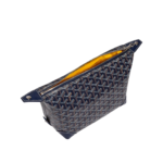 132_e293a3b8-e39f-45d5-9020-20afe625c022