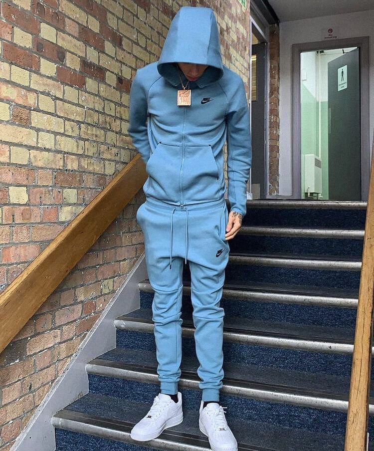 1469D4E6-2C99-4E19-B46D-749A26F687DF